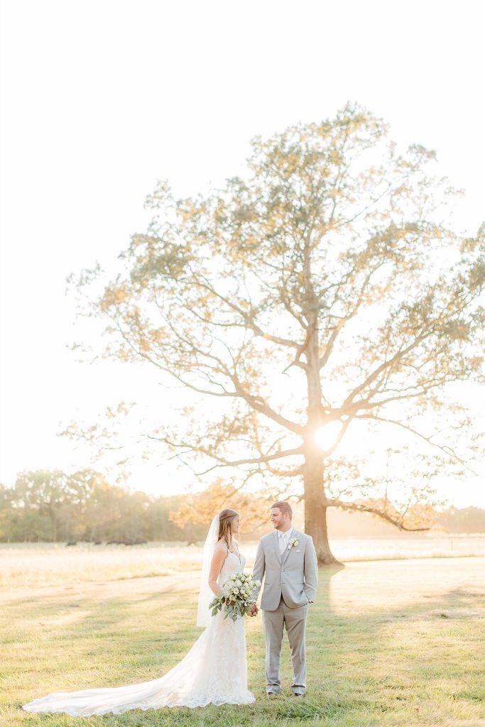 Fall wedding day in Manchester, Tennessee at Farrar Hill Farms