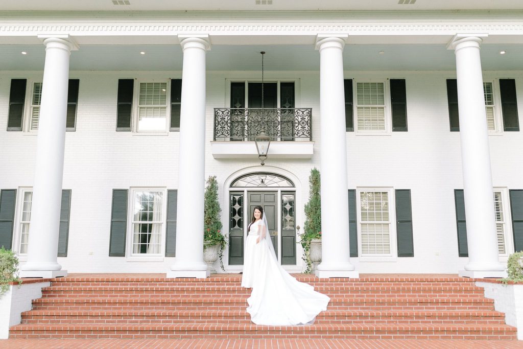 Southern Bridal Portraits taken in Mississippi at Historic White home. 